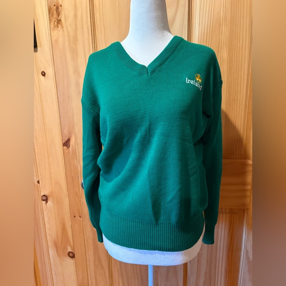 Blarney Castle Ireland V-neck sweater unisex